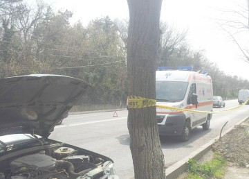 Un şofer băut s-a răsturnat cu maşina în drum spre Eforie