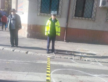 Un pieton s-a împiedicat de o şufă şi a ajuns la spital