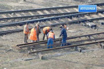 O firmă din Satu Mare bate 900 de kilometri să repare calea ferată de la baza militară din Kogălniceanu
