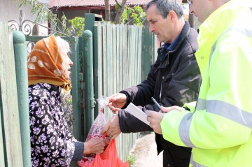Consilierii din Ovidiu au votat pachetele de sărbători şi bursele pentru elevi