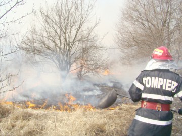 Incendiu lângă mânăstirea din Hârşova