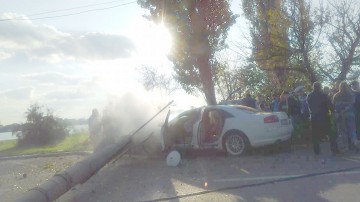 Marocanul care a lovit intenţionat un tânăr cu maşina a făcut-o iar lată: a produs un GRAV accident rutier în Mamaia!