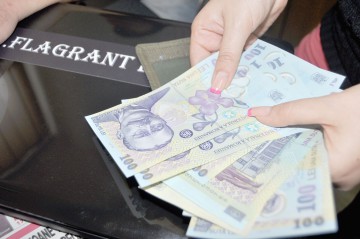 Cadre medicale de la Spitalul Judeţean Tulcea, cercetate pentru luare de mită!