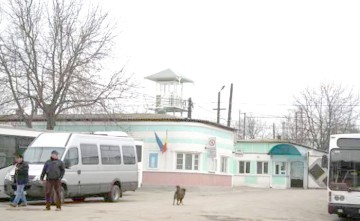 Tâlharul Zabar, băgat după gratii de poliţiştii din Valu lui Traian