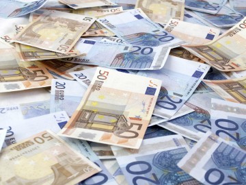 Rezervele valutare ale BNR au crescut cu peste 8%, în octombrie