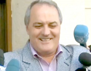 Fost prim procuror, menţinut în arest la domiciliu