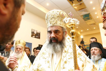 Un psiholog critică dur reacția Patriarhului Daniel: “Este dovadă de primitivism să pui pe același palier psihologia cu vrăjitoria sau satanismul”