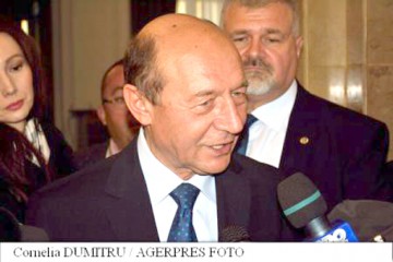 Băsescu, despre vizita lui Iohannis în Piaţă: Şi-a respectat promisiunea, dar…