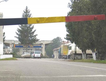 Tânăr cu permis de conducere bulgăresc fals, prins de poliţişti