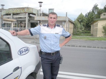 Chestorul Bogdan Despescu a trimis o echipă la Brașov pentru a investiga situația semnalată de polițistul Godină