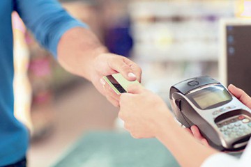 România nu a ajuns încă la un nivel ridicat de folosire a plăților electronice