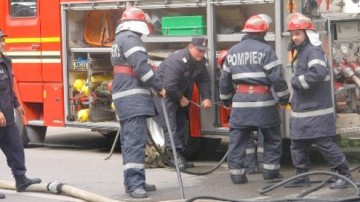 Inspectorii ISU au luat la „puricat” centrele comerciale şi sălile de cinema: peste 100 de nereguli depistate