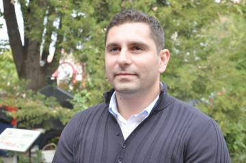 La Murfatlar, pensionarii şi persoanele nevoiaşe primesc pachete de Paşte