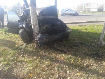 O maşină s-a făcut PRAF în staţiunea Mamaia