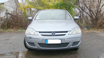 Autoturism Opel furat din Italia, descoperit la Ostrov