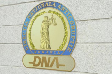 95 de inculpaţi, condamnaţi definitiv în octombrie în dosarele DNA