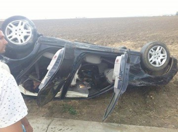 O femeie din Năvodari s-a răsturnat cu maşina în drum spre Tulcea