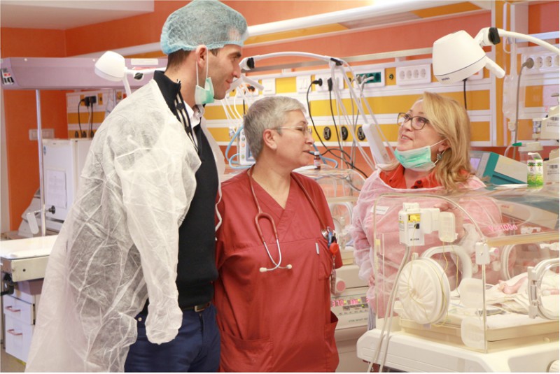 Horia Tecău a donat un echipament de 18.000 de euro pentru prematurii Secției de Neonatologie Horia Tecău a donat un echipament de 18.000 de euro pentru prematurii Secției de Neonatologie