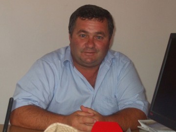 Primarul din Dobromir, BĂTUT de doi indivizi mascaţi: “Au fost plătiţi să mă achite!”