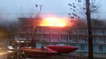 Hotelul lui George Bosânceanu din Mamaia, ÎN FLĂCĂRI!
