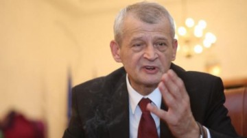 Sorin Oprescu, operat la Institutul Marius Nasta