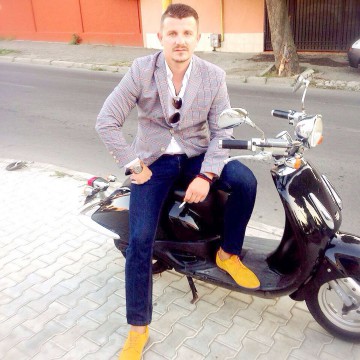 Stripperul Iani Jaca, condamnat definitiv pentru scandalul din club Crush