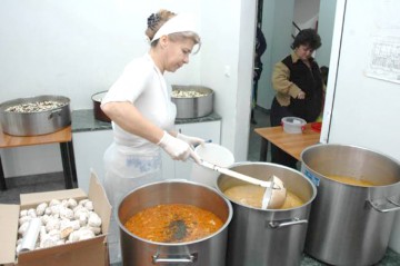Primarul Scupra vrea să înfiinţeze o cantină socială în cartierul Ovidiu Sud