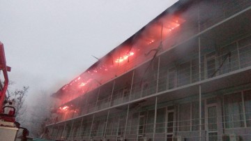 Hotelul Histria din Mamaia, în flăcări! Bosânceanu suspectează o mână criminală!