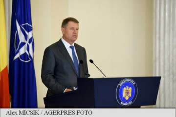 Membri ai Academiei Române, Agenției Spațiale Române și Radio France Internationale România, decorați de președintele Iohannis