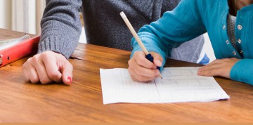 Peste 20 de elevi din Constanţa, calificaţi la etapa judeţeană a concursului de limba engleză