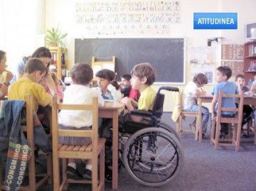 Birocraţie dementă! Copiii cu dizabilități, bătaia de joc a statului: nimeni nu ştie în Constanţa cine trebuie să le asigure drepturile legale