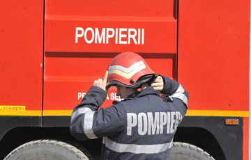 Un bărbat a fost găsit mort după ce a căzut cu buldoexcavator în canal