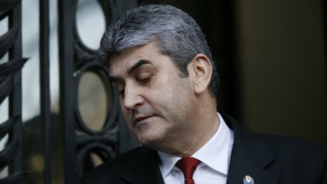 Gabriel Oprea NU mai este COORDONATOR de teze de DOCTORAT la Academia Naţională de Informaţii