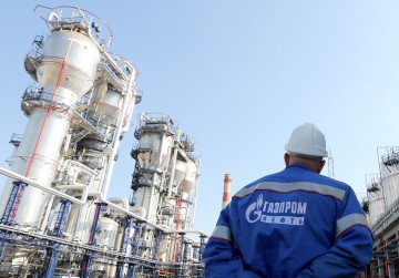 Acţionarul majoritar al Petrom bate palma cu ruşii de la Gazprom