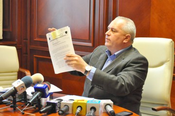 Curtea Constituţională ar putea fi sesizată în cazul lui Nicuşor Constantinescu