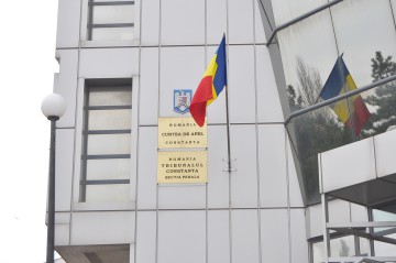 Indivizii acuzaţi că au violat o minoră, nemulţumiţi de pedeapsă