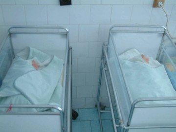 Daruri şi colinde pentru prematurii din Spitalul Judeţean