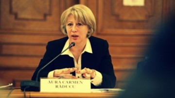 Ministrul Aura Răducu a semnat un Memorandum cu Banca Mondială pentru acordarea de asistenţă instituţiilor publice