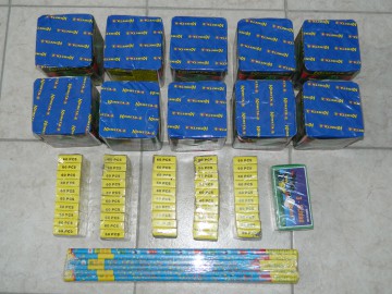 Dosare penale: zeci de mii de artificii, confiscate de poliţişti