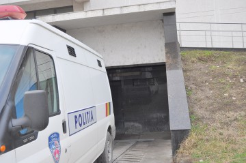 Proxeneţii Iusein din Medgidia, menţinuţi în arest la domiciliu