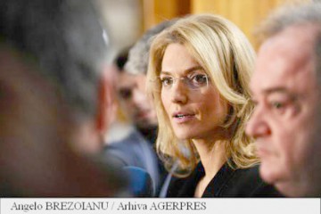 Gorghiu: Susţin principiul modificării legislaţiei privind cărţile deţinuţilor