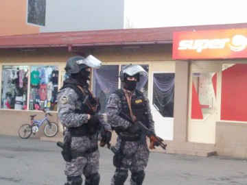 Individul care l-a agresat pe fratele lui Săceanu, ÎNCĂTUȘAT! Martorii, culmea!, nu au văzut nimic!