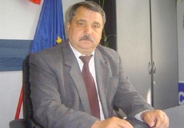 Primarul din Seimeni, reclamat pentru conflict de interese: şi-a angajat fratele ca şofer la Primărie!