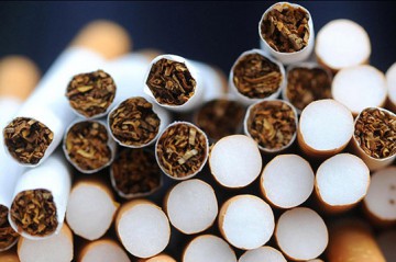 Producătorii de ţigări cer păsuire 6 luni pentru respectarea Directivei tutunului