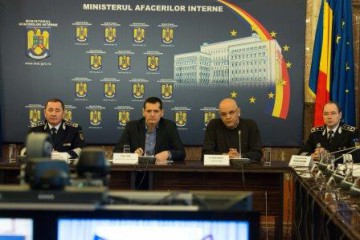 Ministrul Tobă, către prefecți: Obiectivul nostru este să nu avem persoane înzăpezite, blocate în trafic și expuse unor situații de risc