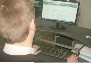 Angajatorii au dreptul să supravegheze comunicaţiile pe internet ale salariaţilor