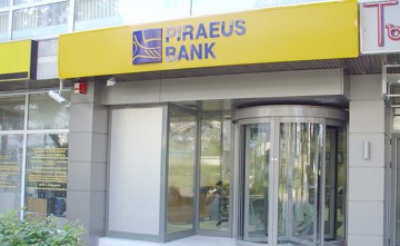 Şeful celei mai mari bănci din Grecia şi-a dat demisia