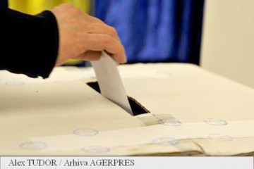 Studiu: PNL şi PSD - principalii actori politici în alegerile din 2016