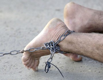 Procurorii nu vor ca stăpânul de sclavi de la Ceamurlia să fie pus în libertate