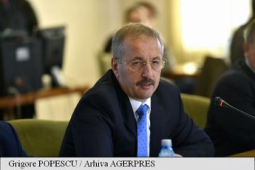 Dîncu: Există o criză pe care partidele politice o recunosc, PNL și PSD sunt într-un proces de reformă